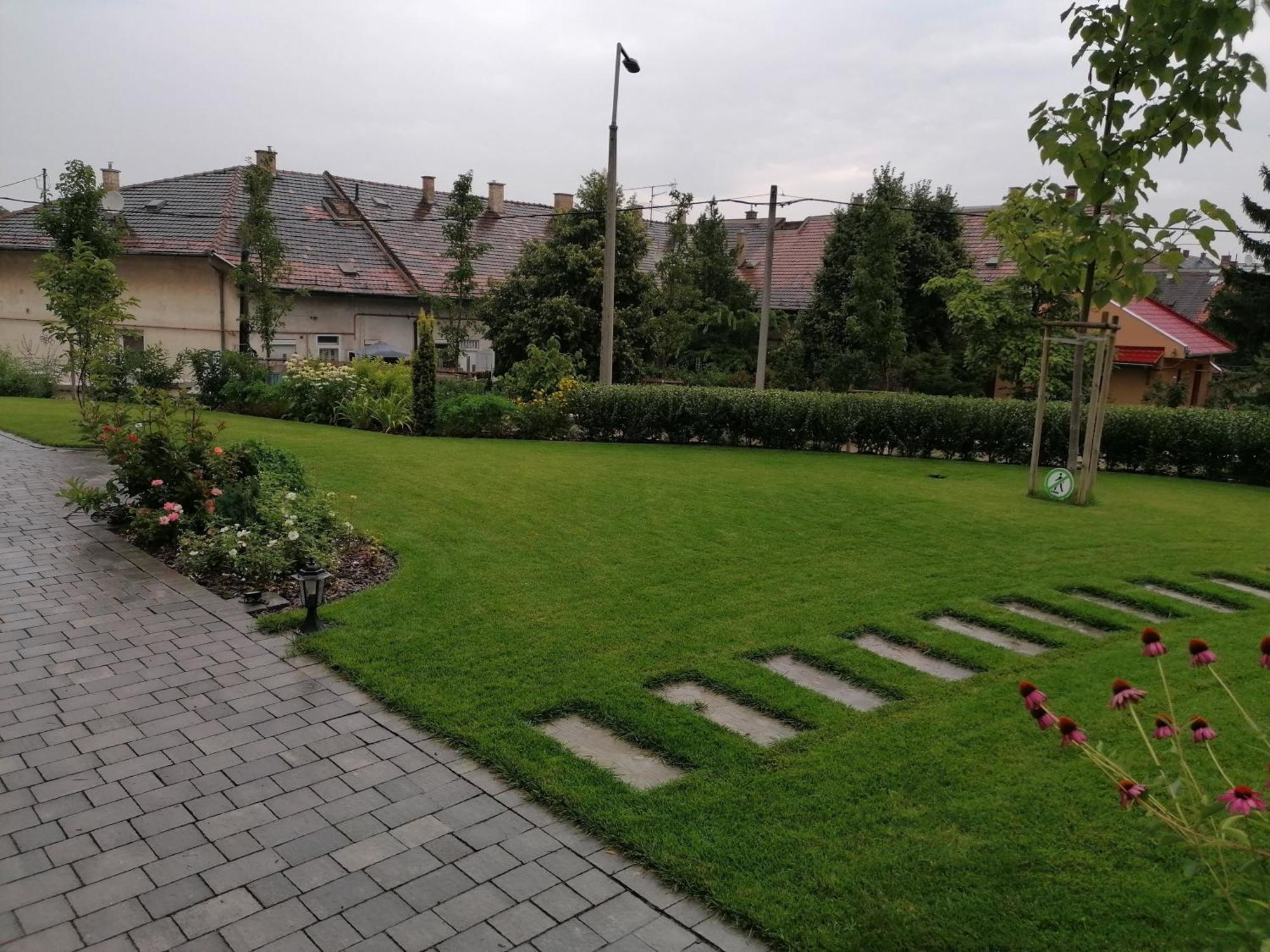 Toni Villa Budapest Exterior foto